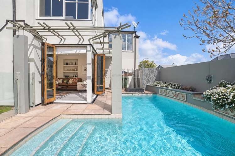 1/1 Burwood Crescent Remuera_8