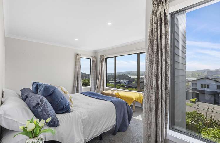 84 Endeavour Drive Whitby_12