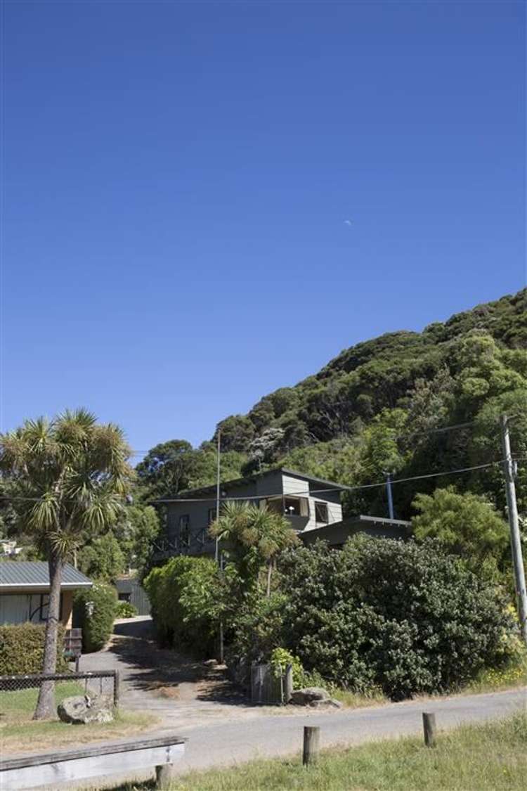 71 Tikao Bay Road Wainui_26