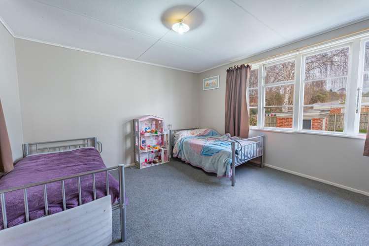 72 MacDonald Street Marchwiel_13