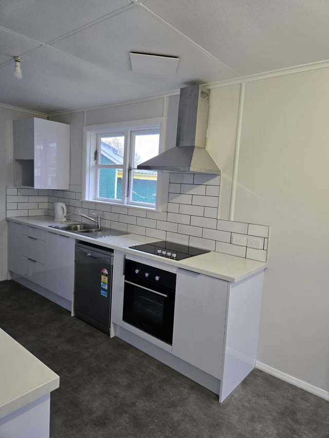 46 Tweed Street Roslyn_1