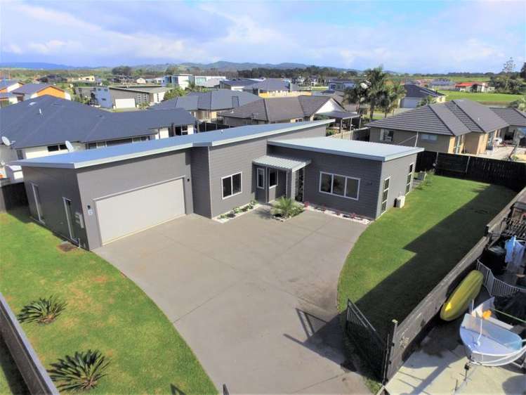 6 Lanyard Place One Tree Point_18