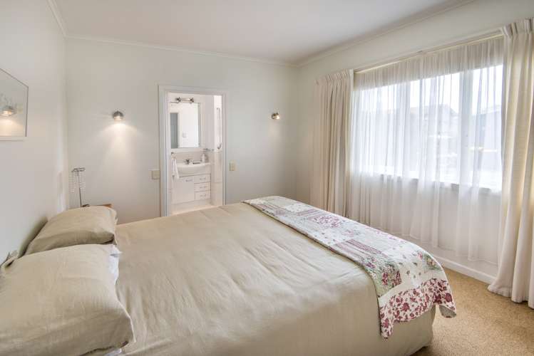 55 Kawerau Avenue Devonport_12