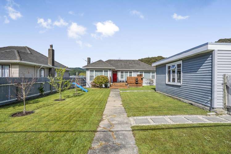 11 Kowhai Street Eastbourne_19