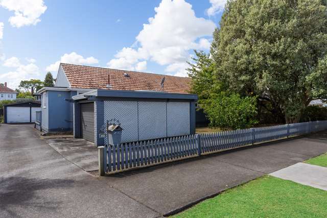 42 Parrish Road Sandringham_2