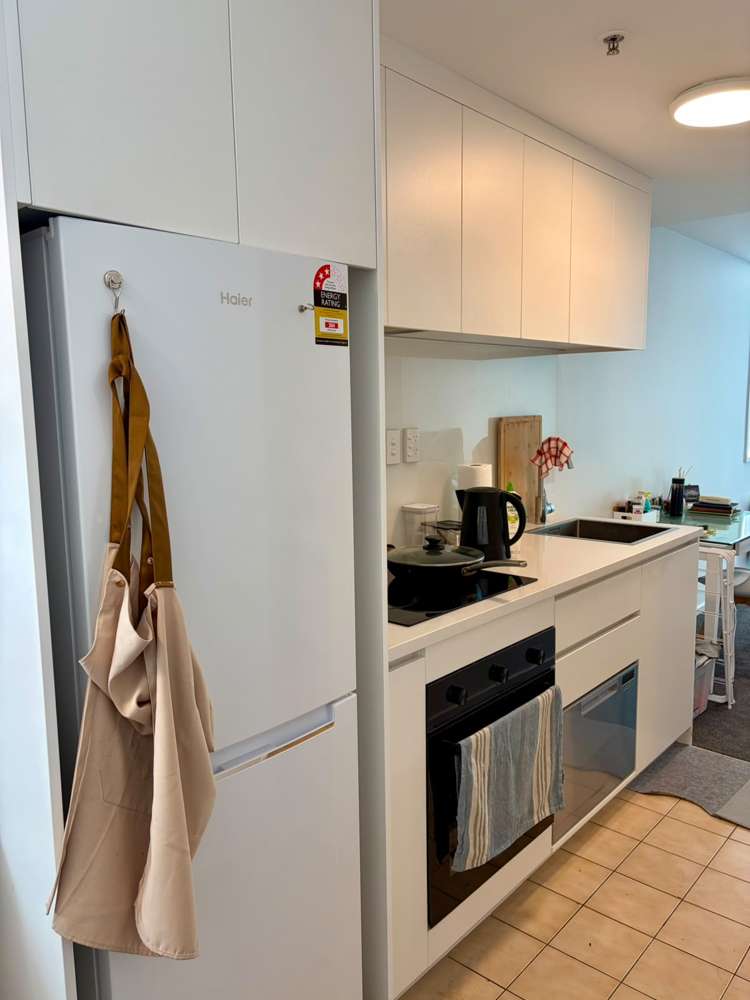 15M/3 Whitaker Place Auckland Central_3