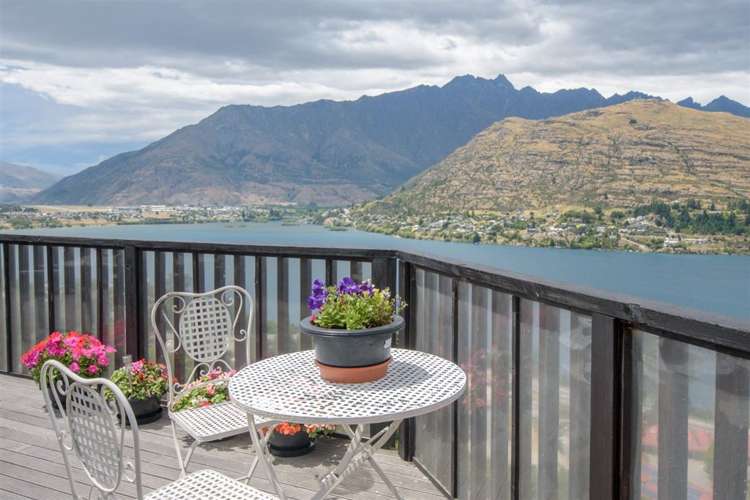 33 Woodlands Close Queenstown_18