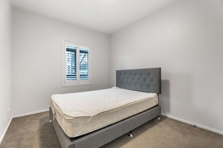 GD/23 Upper Queen Street Auckland Central_10