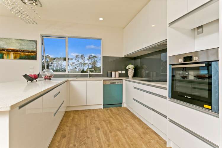 24 Spyglass Street Red Beach_4