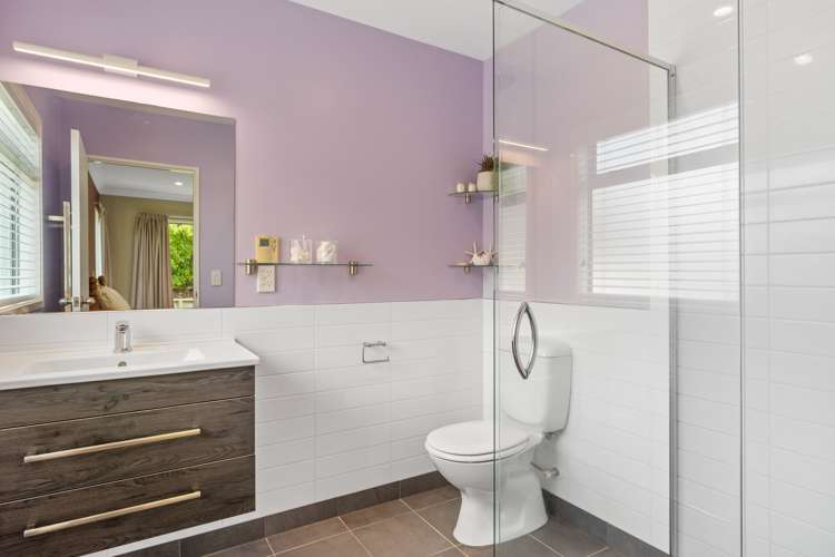 3 Hathaway Lane Rangatira Park_11