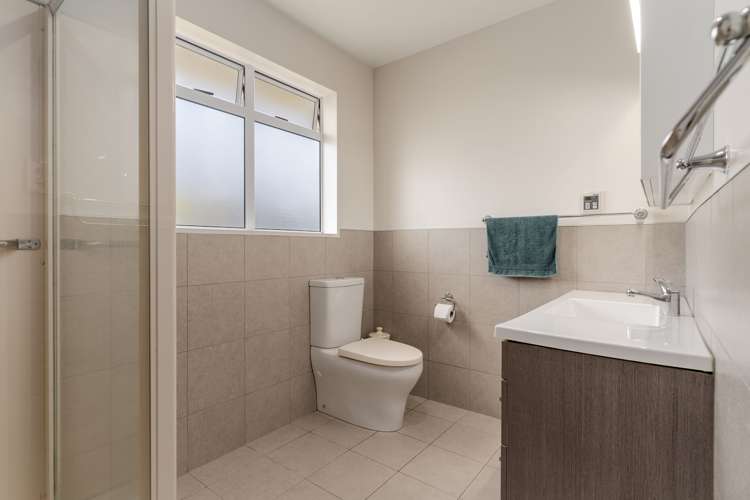 27 Bermuda Drive Hornby_10