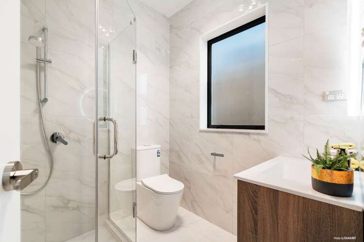 28 Cooladawson Drive Flat Bush_17