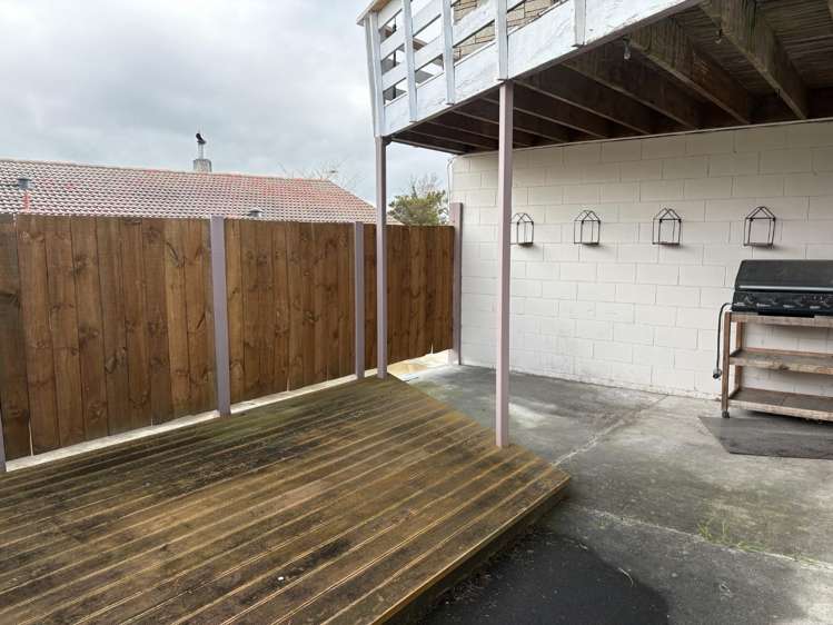 37 Hyde Avenue - Downstairs 1140_1