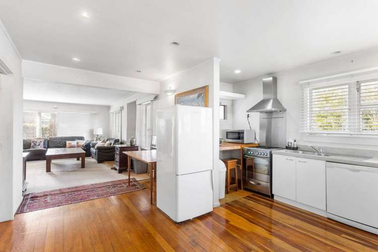 11 Roberts Road_3
