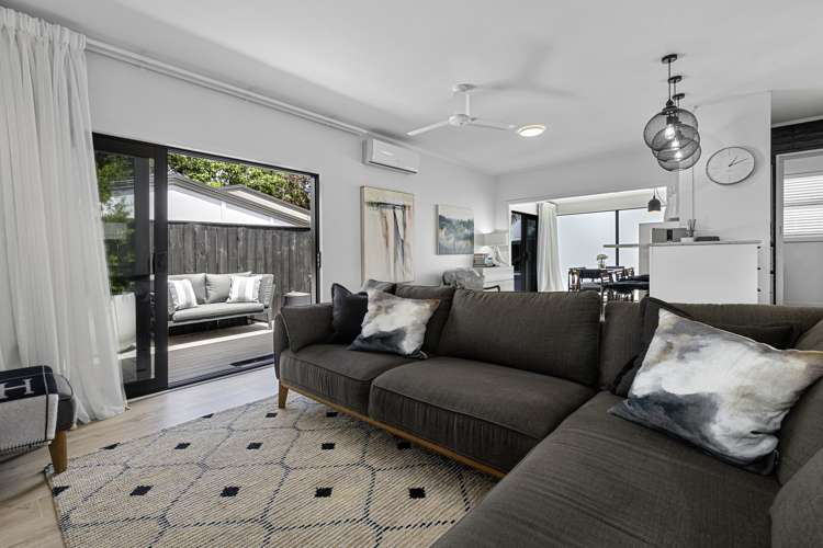 36a Millers Road Brookfield_10