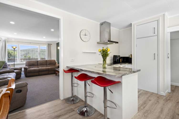 59 Lees Grove Wainuiomata_1