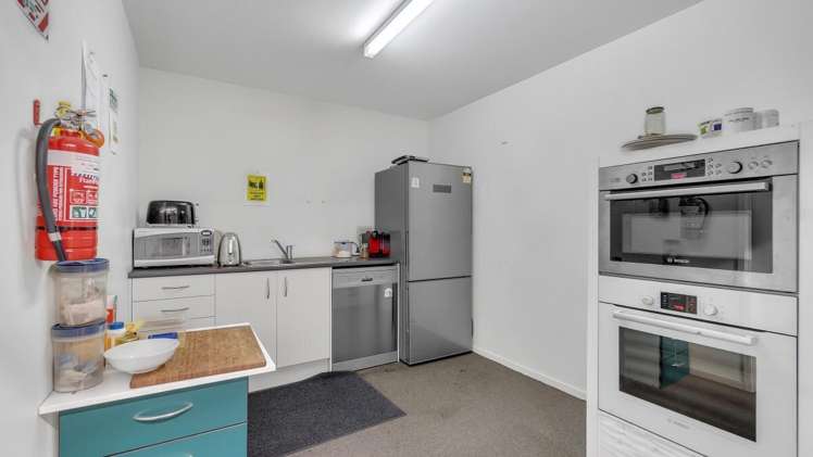 2/19 Nga Mahi Road Sockburn_7