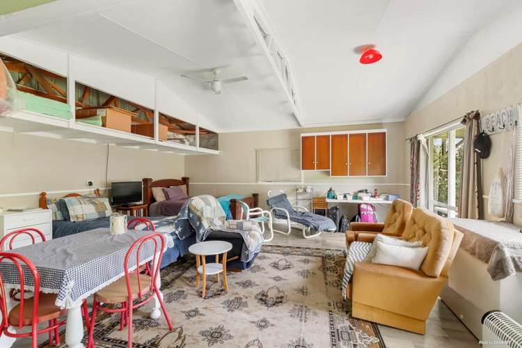 1684 East Coast Road Whakatiwai_25