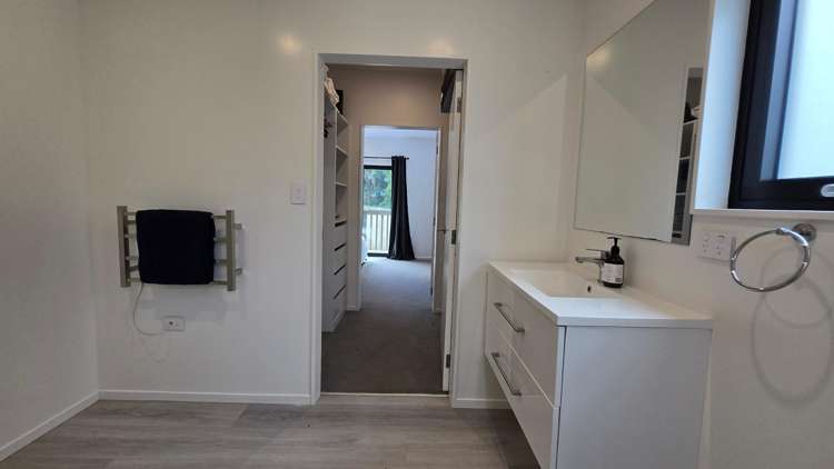  B/70 Raukawa Street Stokes Valley_10