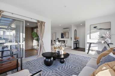 269 Lakes Boulevard_1