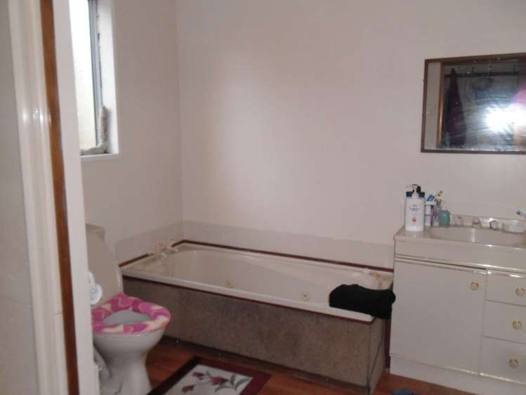 22 Queensberry Street North East Valley_4