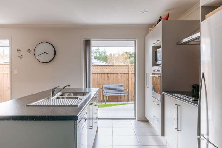 56 Fairfax Crescent Pyes Pa_8