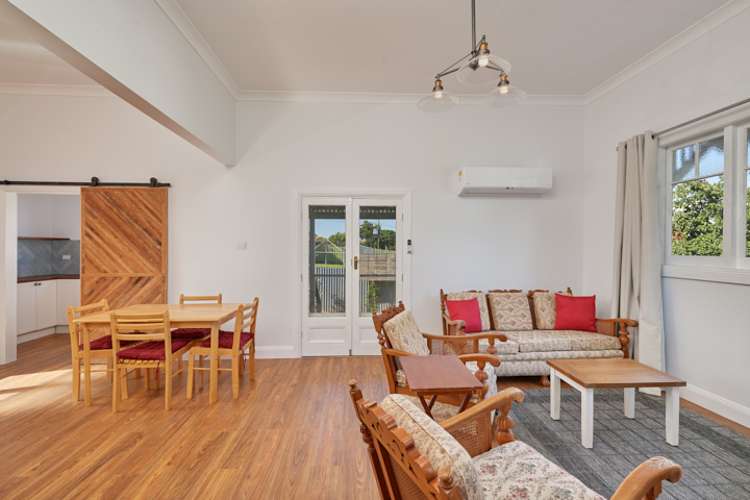 29 Crown Street North East Valley_6