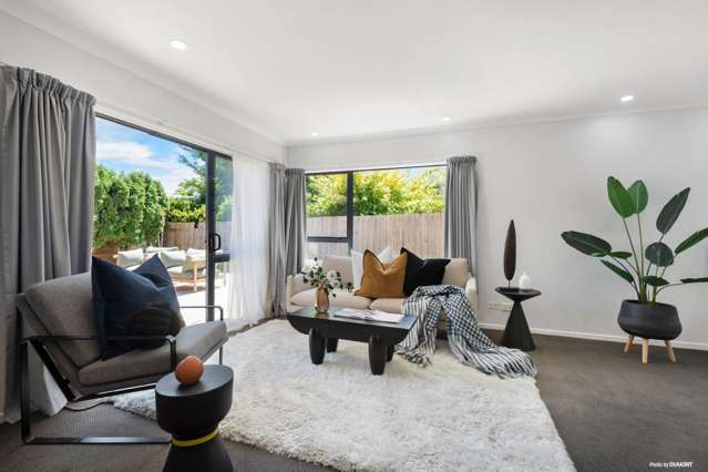 59a Cobham Crescent Kelston_3