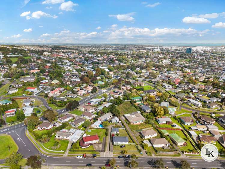 151 Boundary Road Clover Park_38