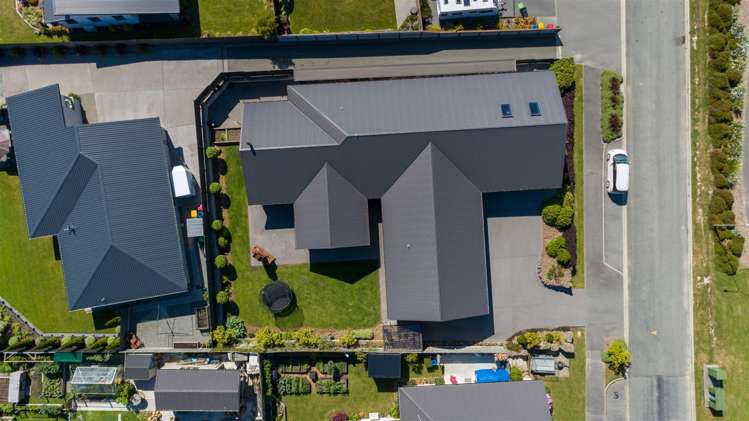 10 Meadowstone Street Gleniti_18