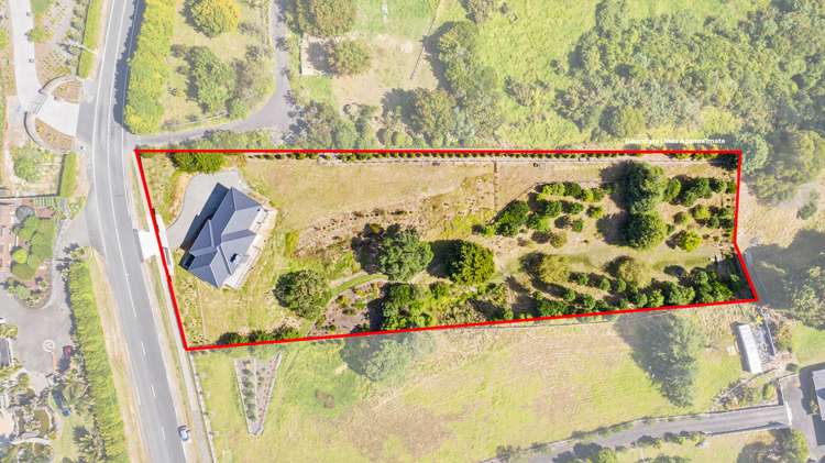 462 Redoubt Road Flat Bush_0