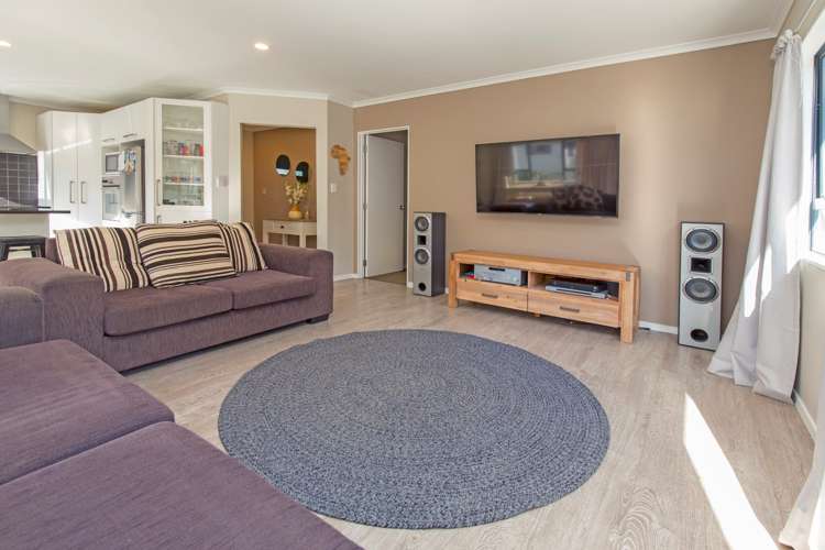 33b Cedar Terrace Stanmore Bay_18