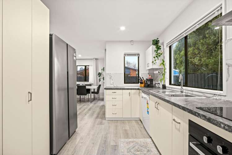 2/64A Cutts Road_2