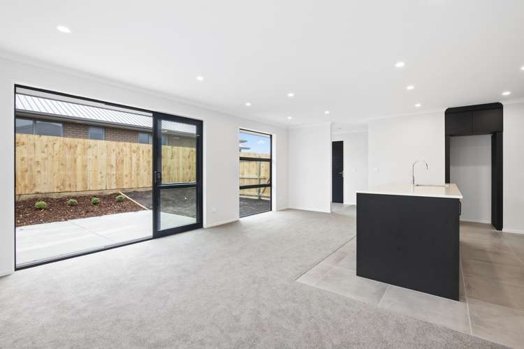 16 Paapaka Way Waiuku_5