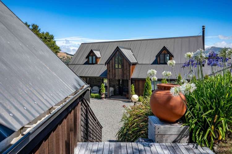 6890 Christchurch Akaroa Road Takamatua_54