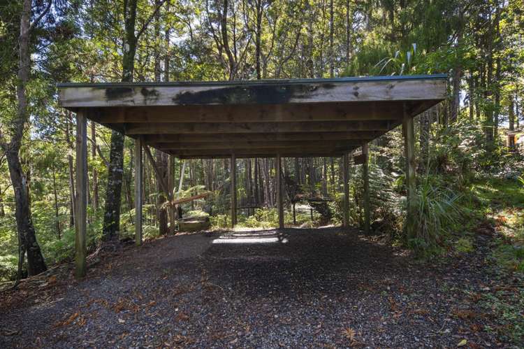 136 Opanuku Road Henderson Valley_30