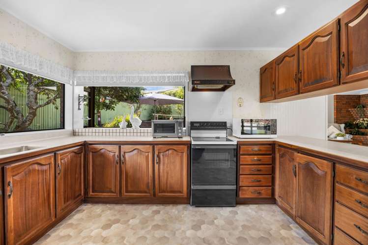 2/7 Waller Avenue Bucklands Beach_7
