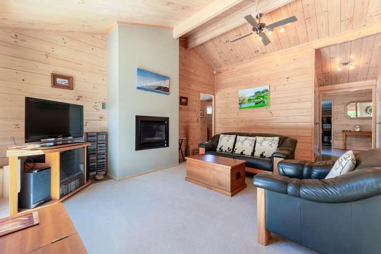 27 Cascade Way Paraparaumu_12