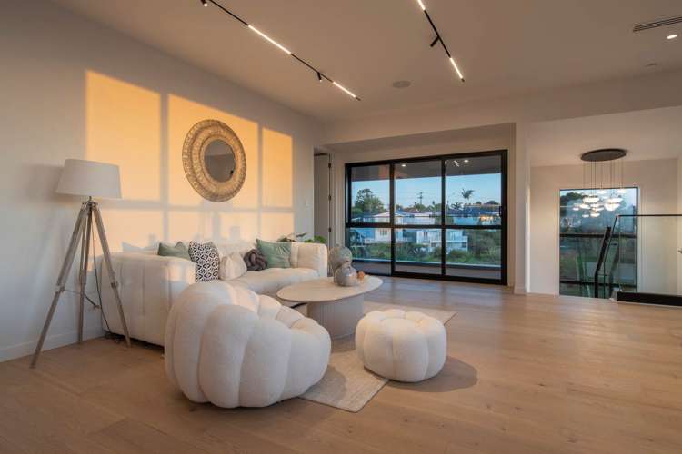 437C East Coast Road Mairangi Bay_17