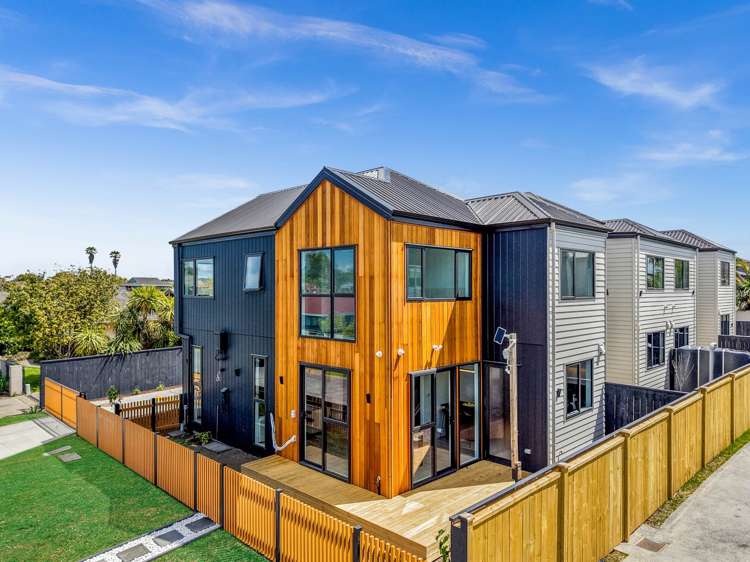 4/8 Indus Place Half Moon Bay_16