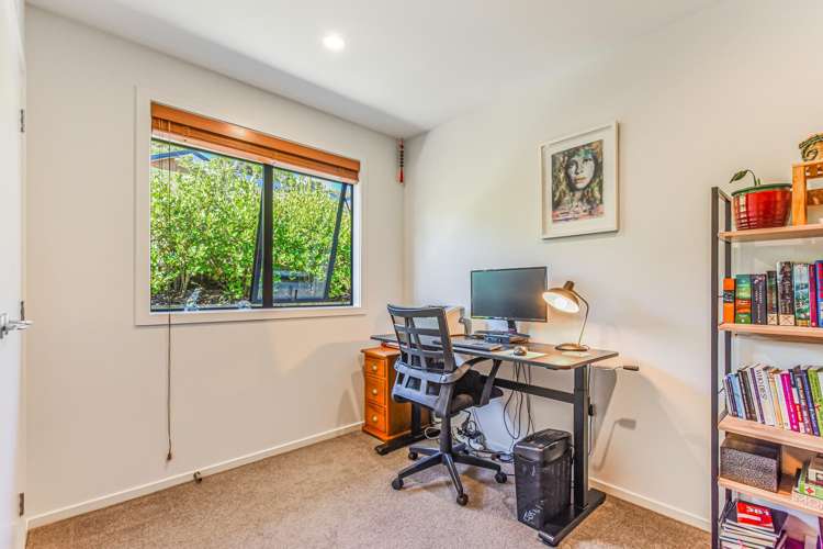 59 Sunningdale Drive Stoke_23