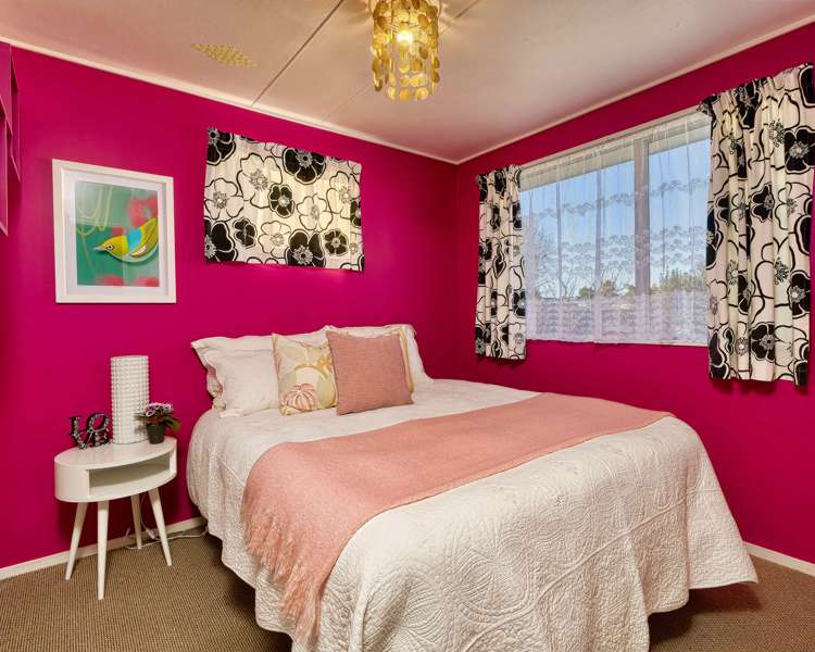 44 Livingstone Road Flaxmere_12