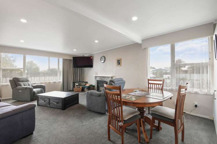5 Moana Crescent_3