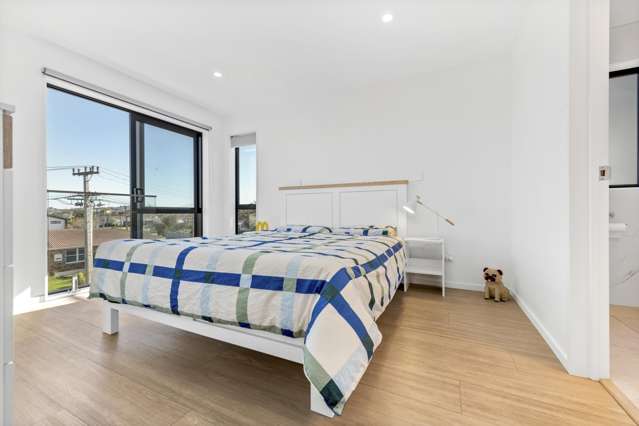 1/45 Dale Crescent Pakuranga_3