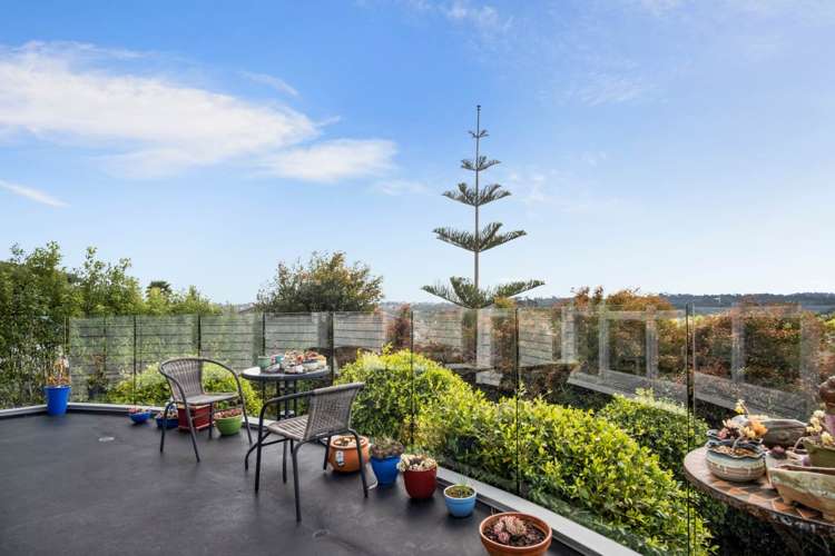 8 Oak View Terrace Schnapper Rock_11