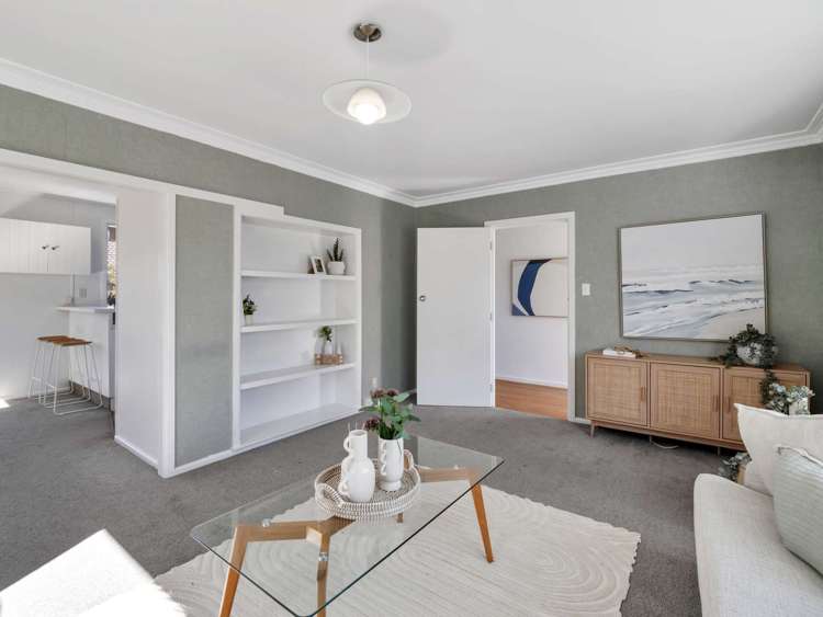 12 Delaware Crescent Russley_3
