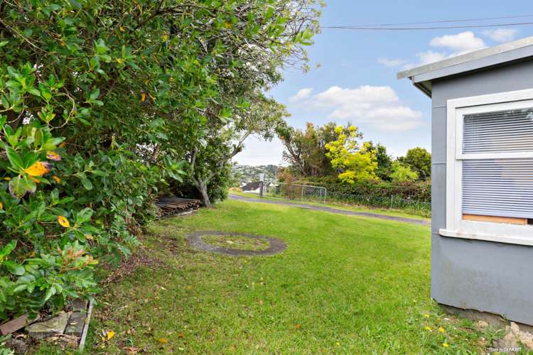 8 Nigel Road Browns Bay_23