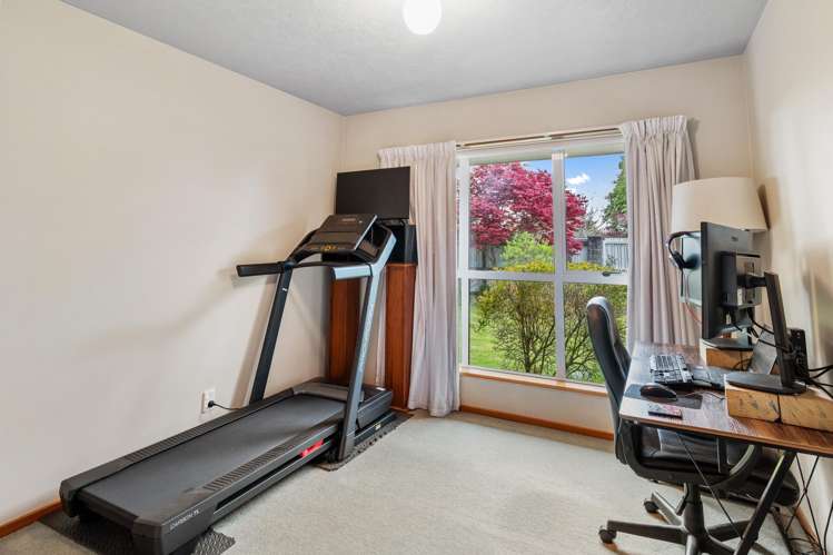 33 Oakden Drive Darfield_13