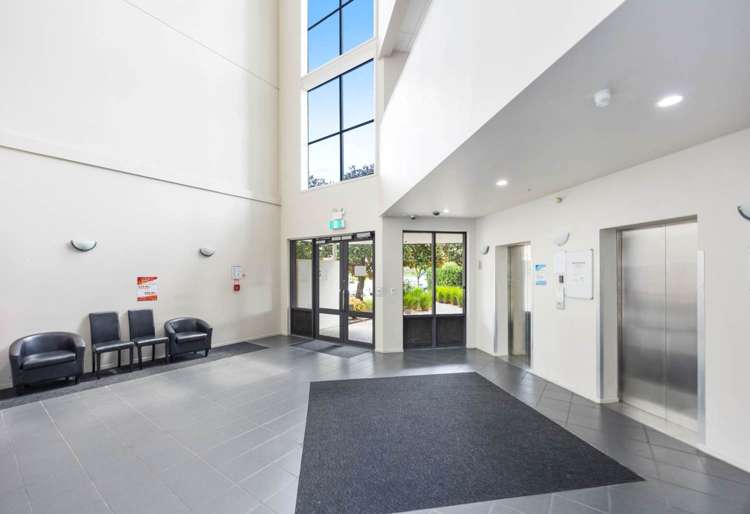 5k/10 Crown Lynn Place New Lynn_9