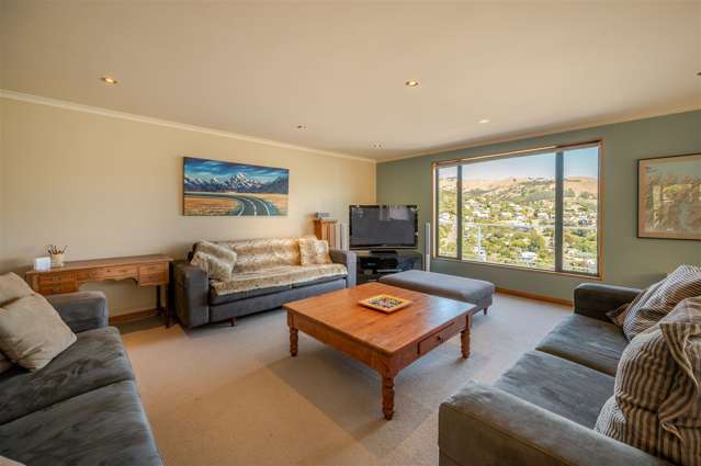 14 Settlers Hill Akaroa_3